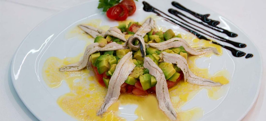 tartar-de-tomates-y-boquerones-vinagre-top